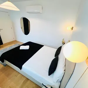  Apartamento Pink House Beautiful 2 Bedroom Flat In Center Portugal
